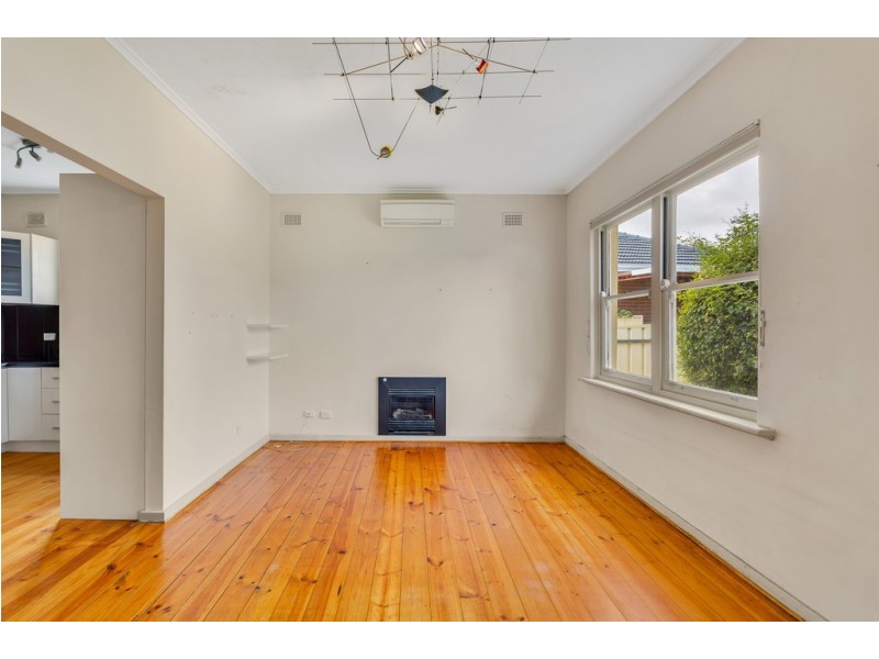 43 Ophir Crescent, Seacliff Park SA 5049