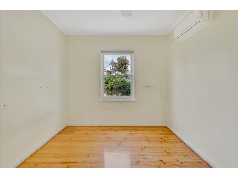 43 Ophir Crescent, Seacliff Park SA 5049