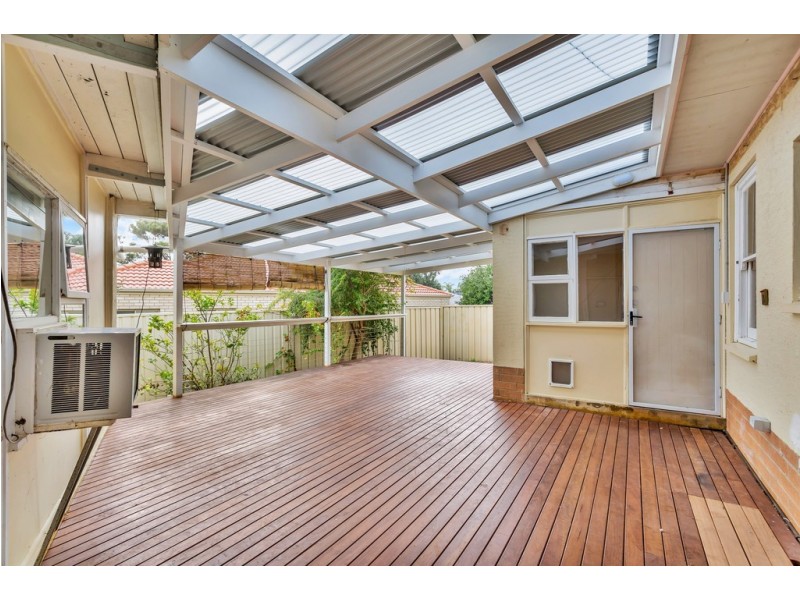 43 Ophir Crescent, Seacliff Park SA 5049