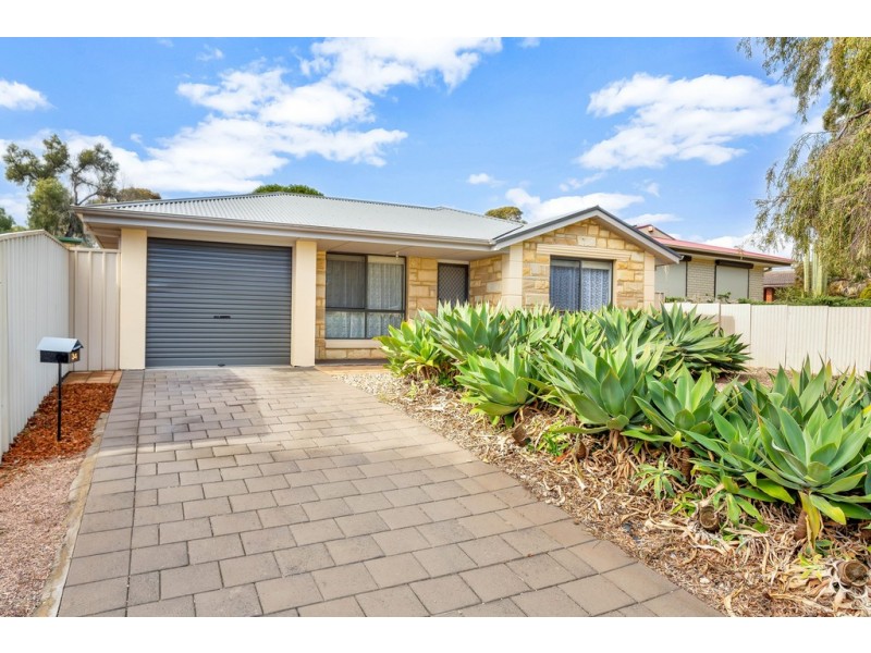 34 Haseldene Drive, Christie Downs SA 5164