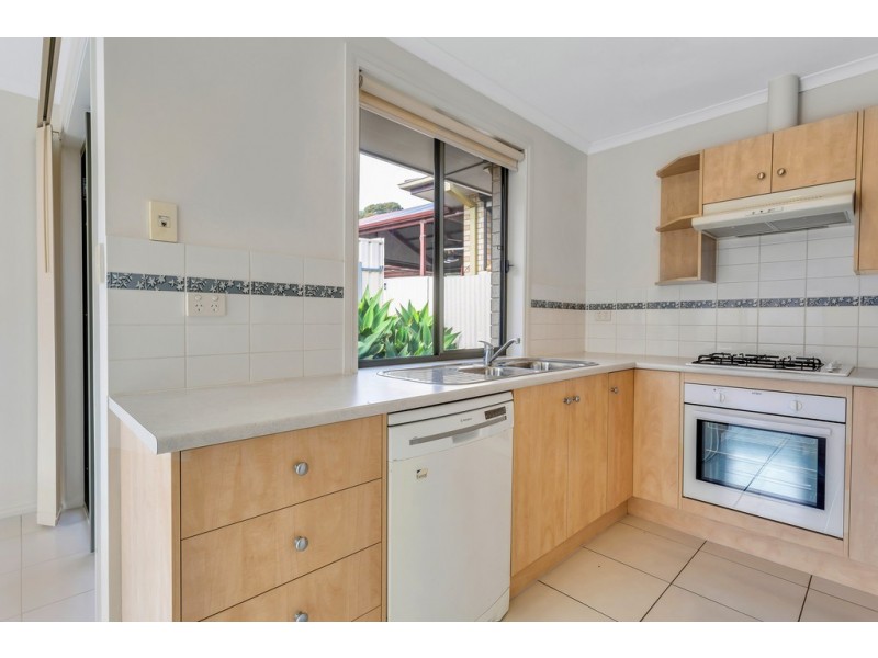 34 Haseldene Drive, Christie Downs SA 5164