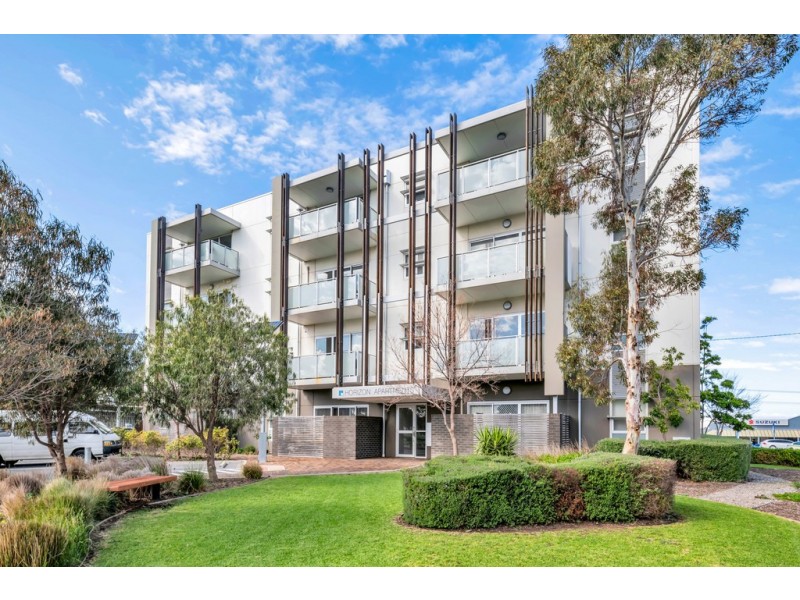 21/2 Ochre Place, Christie Downs SA 5164