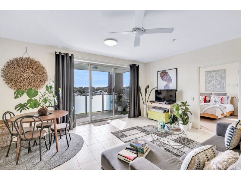 21/2 Ochre Place, Christie Downs SA 5164