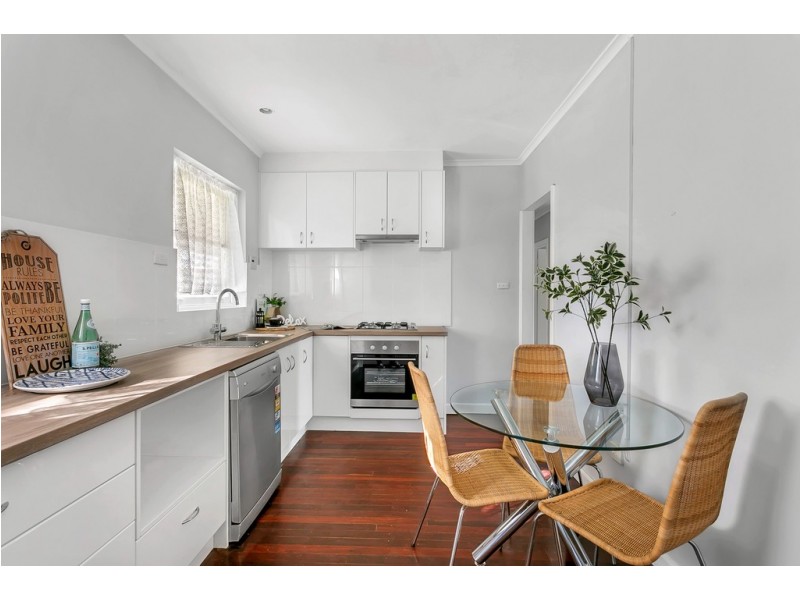 15 Emerald Road, Morphett Vale SA 5162