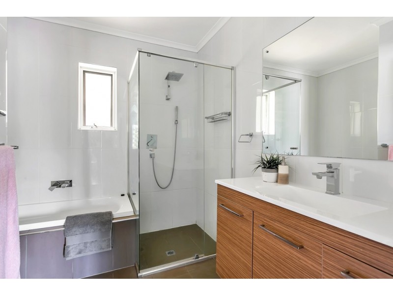 15 Emerald Road, Morphett Vale SA 5162