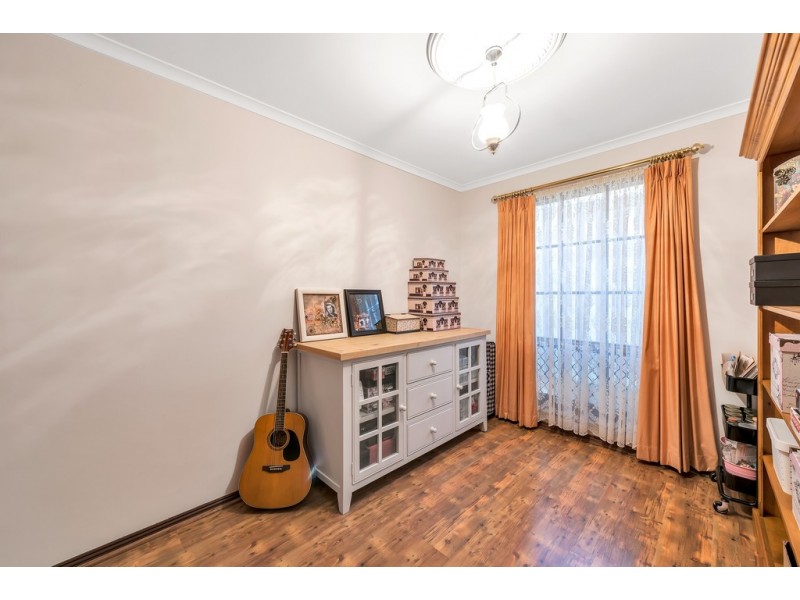 9 Banksia Road, Aberfoyle Park SA 5159