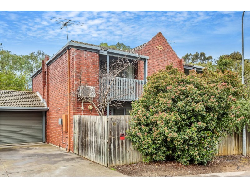 18 Watervale Court, Darlington SA 5047