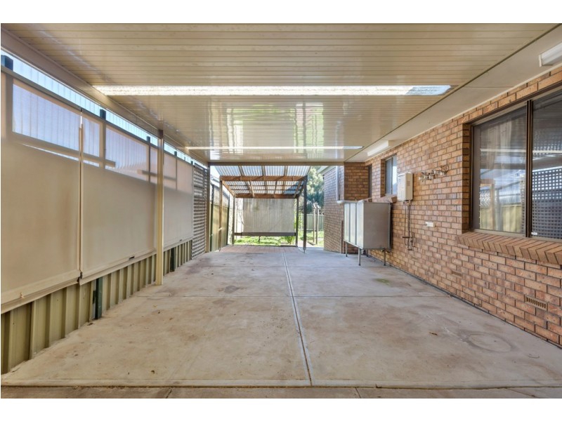 1/13 Riesling Street, Morphett Vale SA 5162