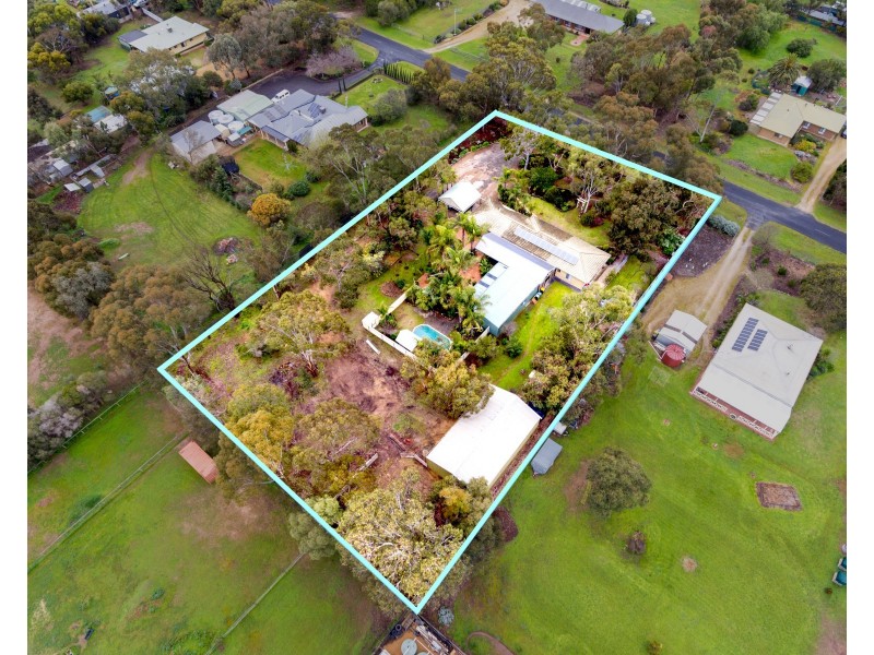 11 Donnithorne Road, Willyaroo SA 5255