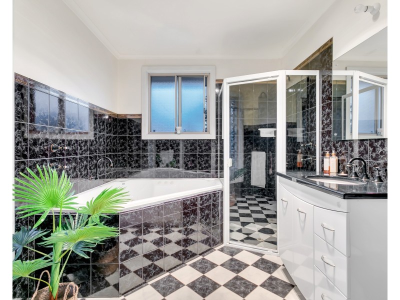11 Donnithorne Road, Willyaroo SA 5255