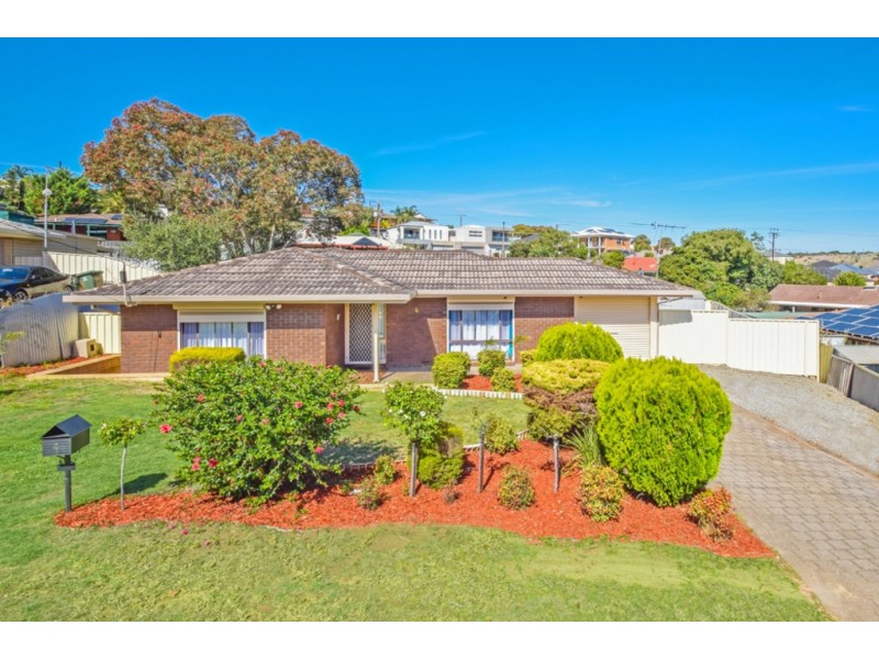4 Lillian Street, Huntfield Heights SA 5163
