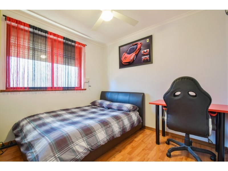 4 Lillian Street, Huntfield Heights SA 5163