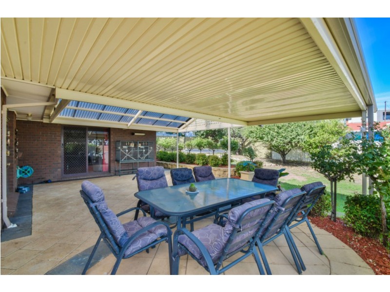 4 Lillian Street, Huntfield Heights SA 5163