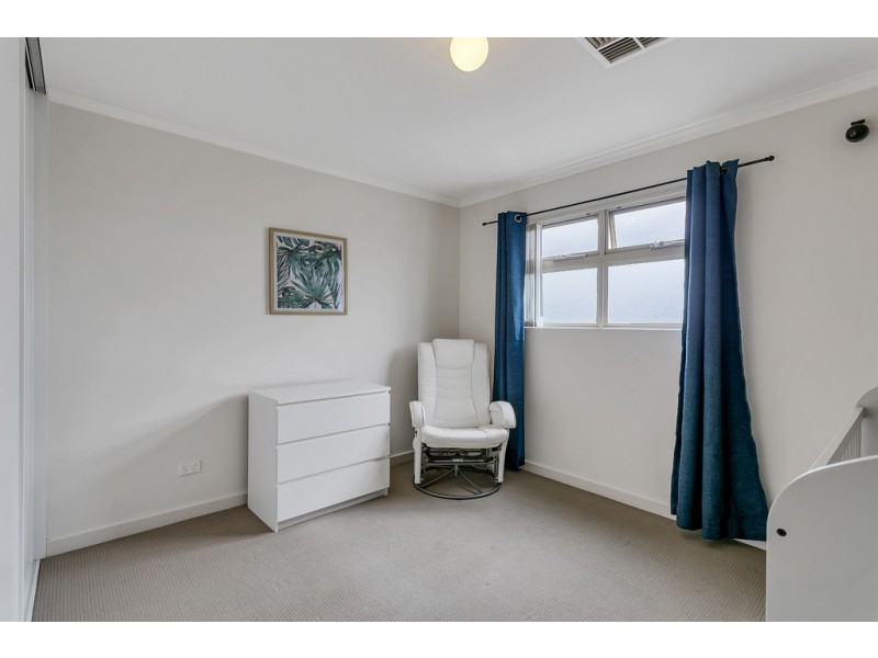 33 Limbert Avenue, Seacombe Gardens SA 5047