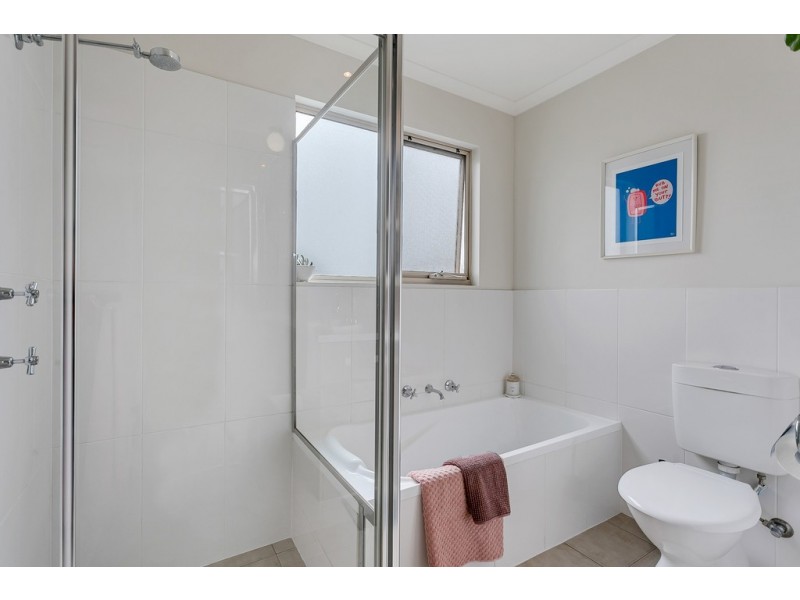 33 Limbert Avenue, Seacombe Gardens SA 5047