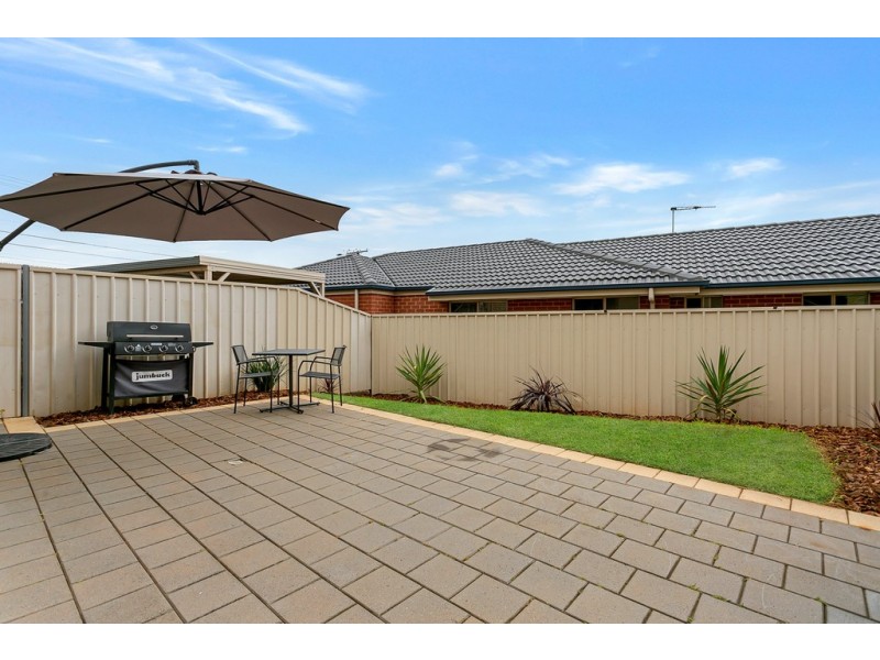 33 Limbert Avenue, Seacombe Gardens SA 5047