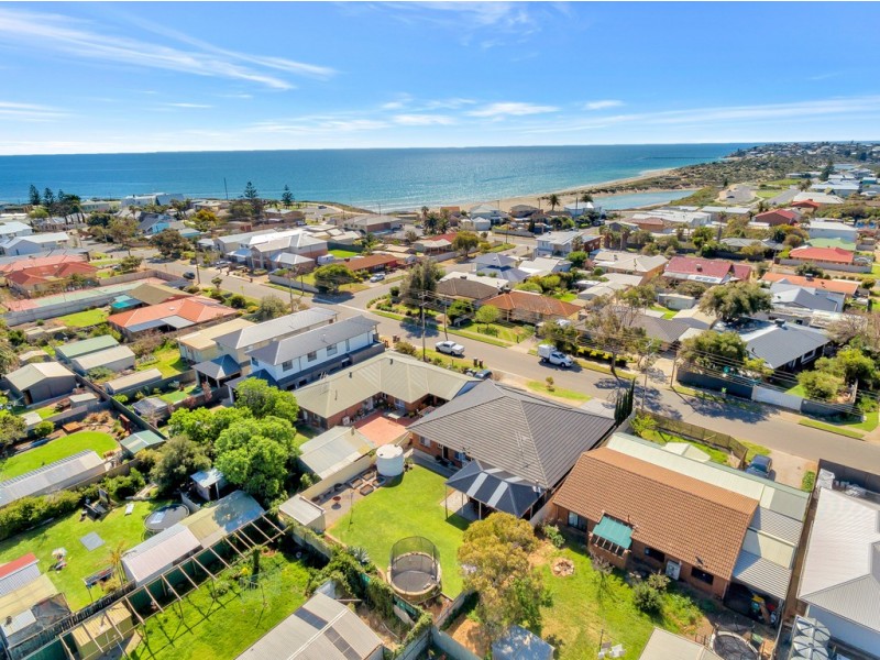 16 Albany Avenue, Port Noarlunga South SA 5167