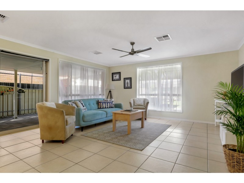 16 Albany Avenue, Port Noarlunga South SA 5167