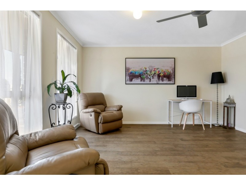 16 Albany Avenue, Port Noarlunga South SA 5167