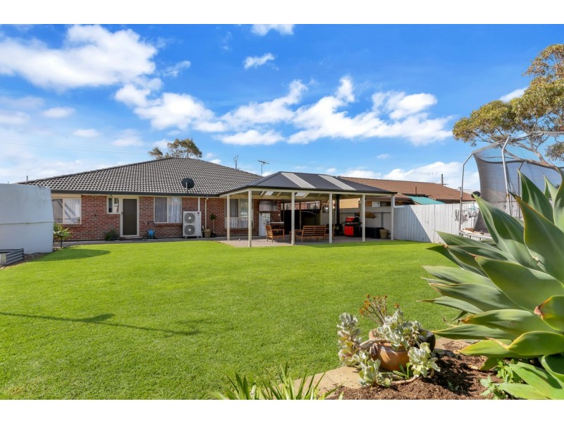 16 Albany Avenue, Port Noarlunga South SA 5167