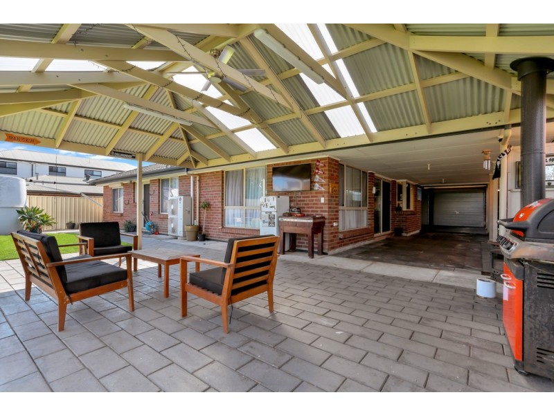 16 Albany Avenue, Port Noarlunga South SA 5167