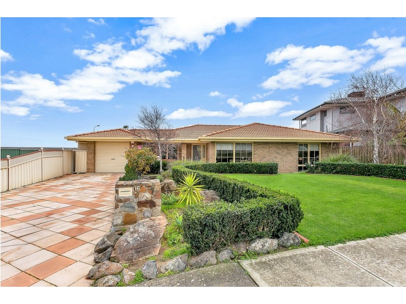 16 Lepena Crescent, Hallett Cove SA 5158