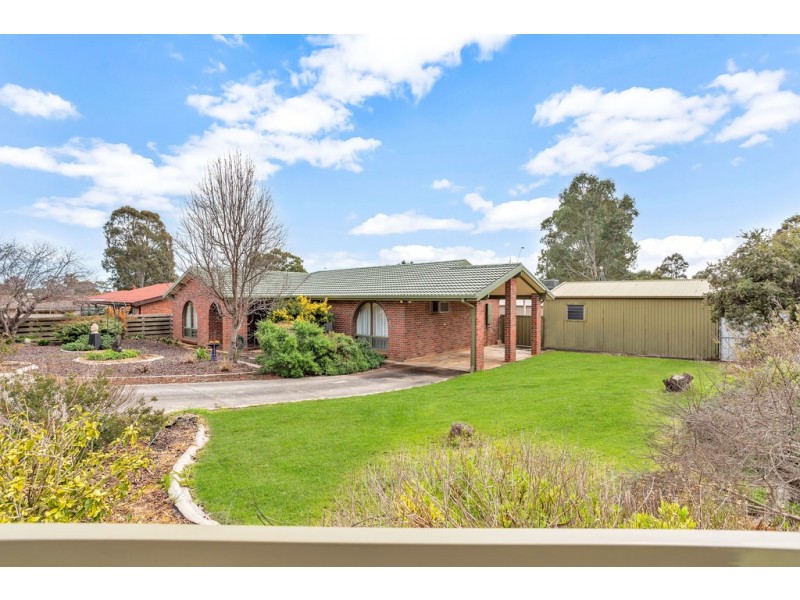 2 Gundowringa Avenue, Happy Valley SA 5159
