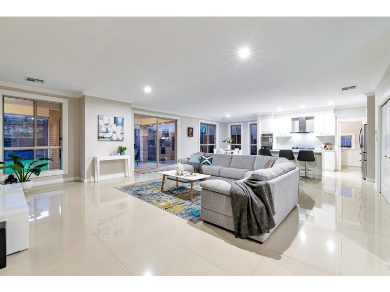 31 Locomotive Drive, Sheidow Park SA 5158