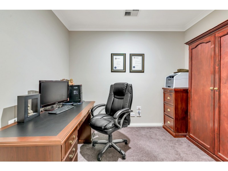 31 Locomotive Drive, Sheidow Park SA 5158