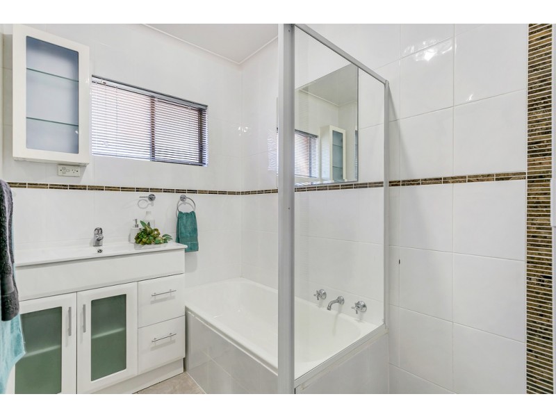 2/9 Gilbertson Avenue, Morphett Vale SA 5162