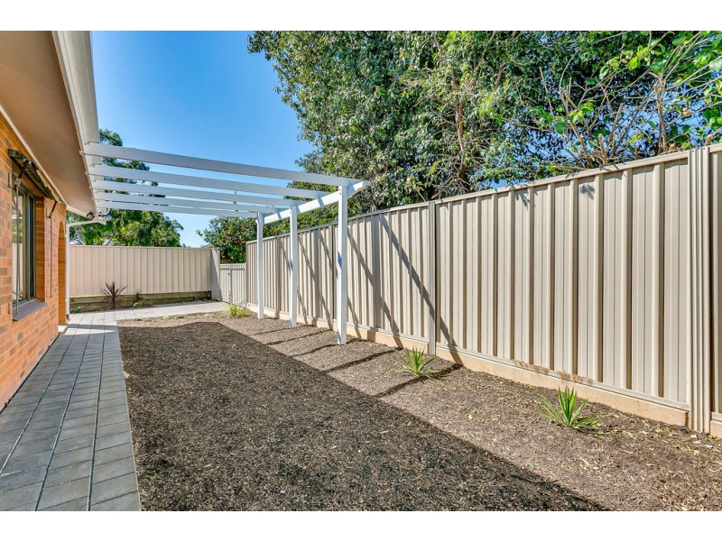 2/9 Gilbertson Avenue, Morphett Vale SA 5162