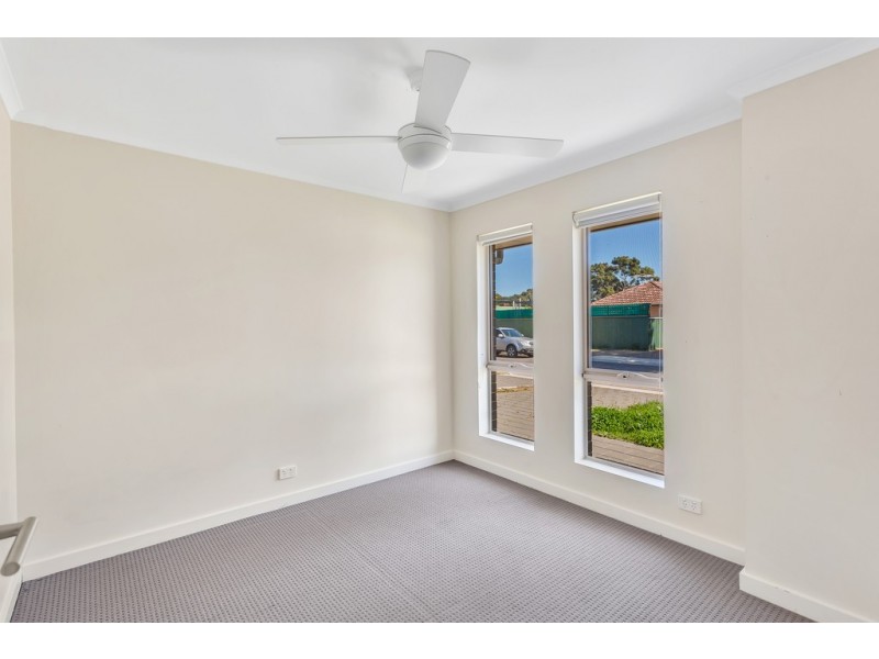 14 Raphael Crescent, Morphett Vale SA 5162