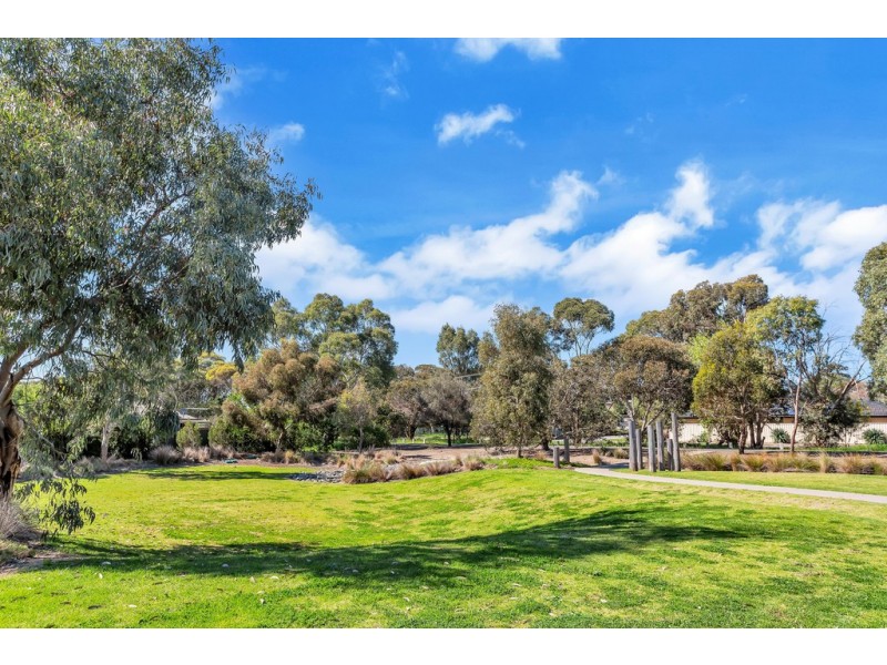 14 Raphael Crescent, Morphett Vale SA 5162