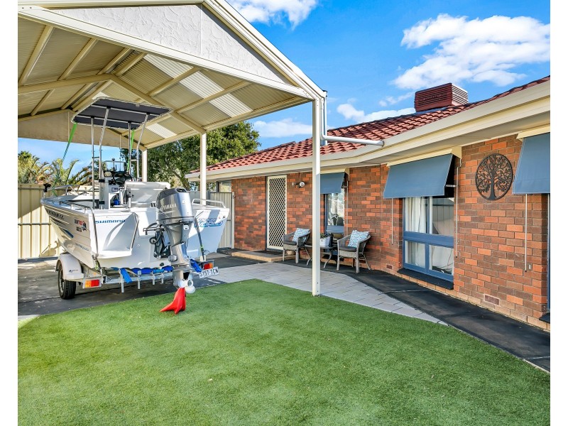 9 Stoneyhill St, Reynella East SA 5161