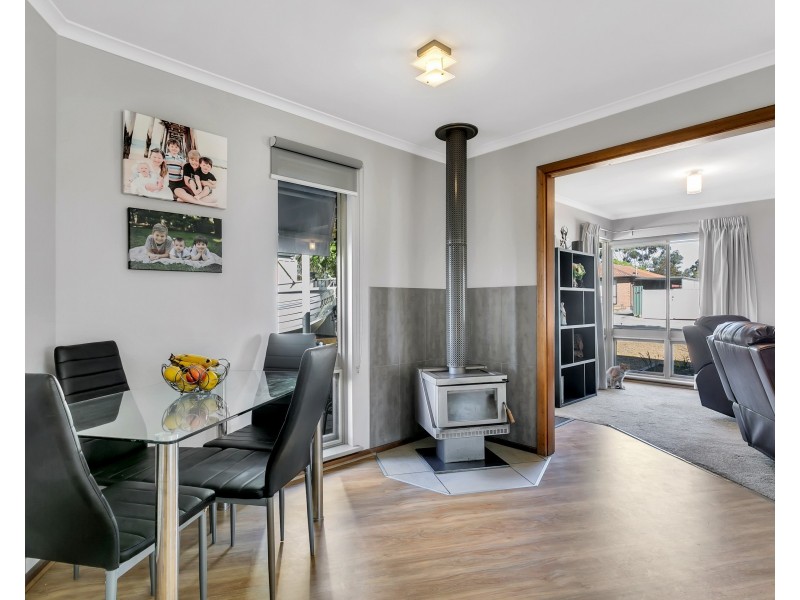 9 Stoneyhill St, Reynella East SA 5161