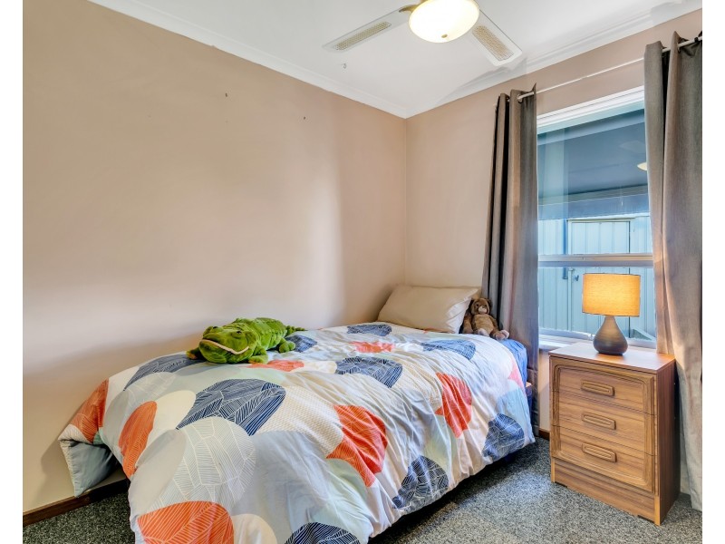 9 Stoneyhill St, Reynella East SA 5161