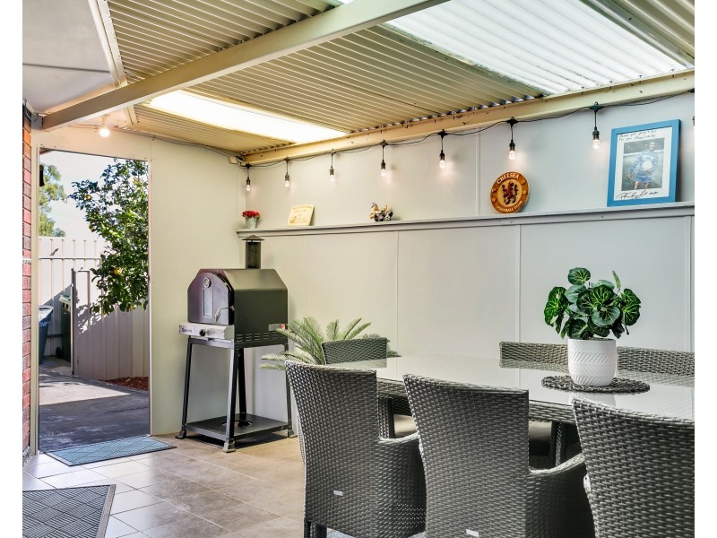 9 Stoneyhill St, Reynella East SA 5161