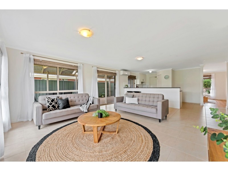11 Tangerine Court, Aldinga Beach SA 5173