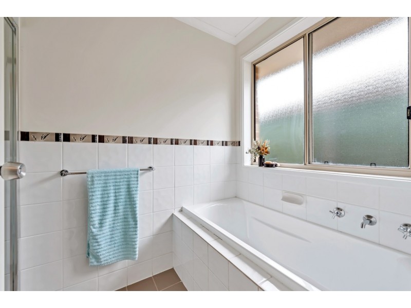 11 Tangerine Court, Aldinga Beach SA 5173