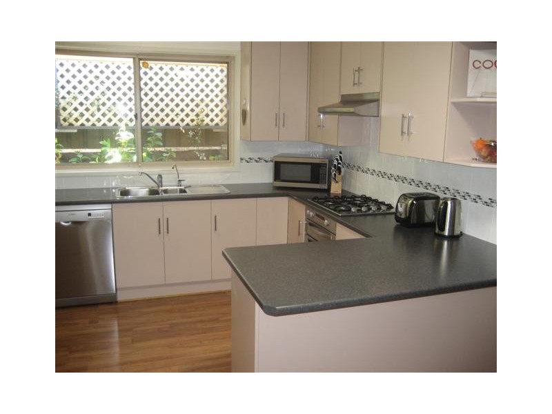 2 Dorita Court, Woodcroft SA 5162