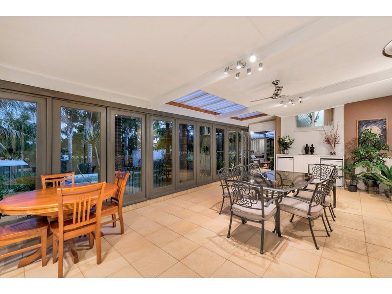 384 Honeypot Road, Huntfield Heights SA 5163