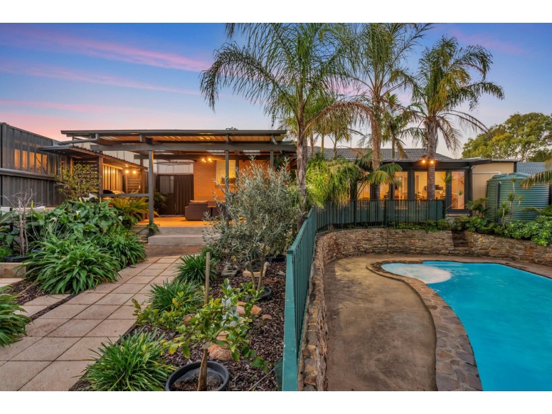 384 Honeypot Road, Huntfield Heights SA 5163