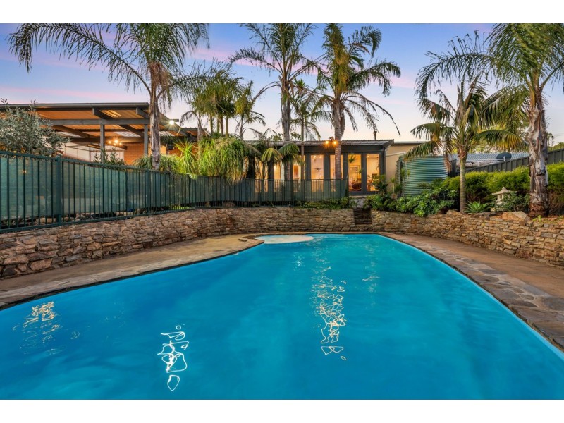 384 Honeypot Road, Huntfield Heights SA 5163