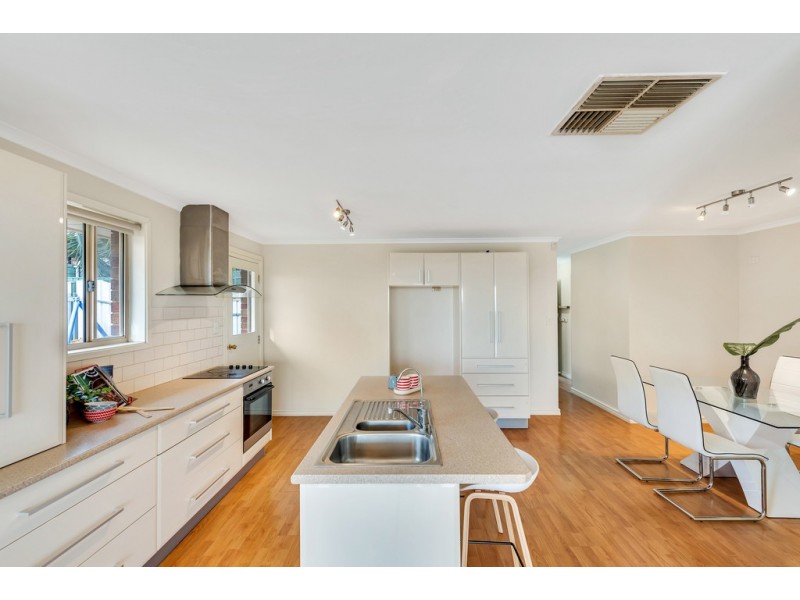 29 Darwendale Street, Huntfield Heights SA 5163