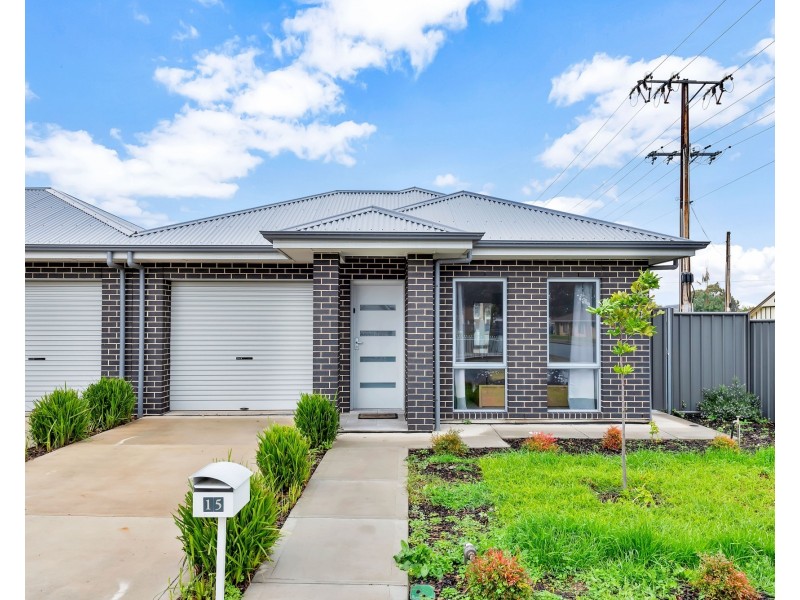 15 Stroma Road, Marion SA 5043