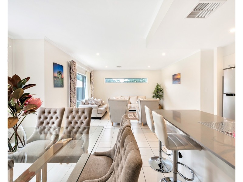 15 Stroma Road, Marion SA 5043