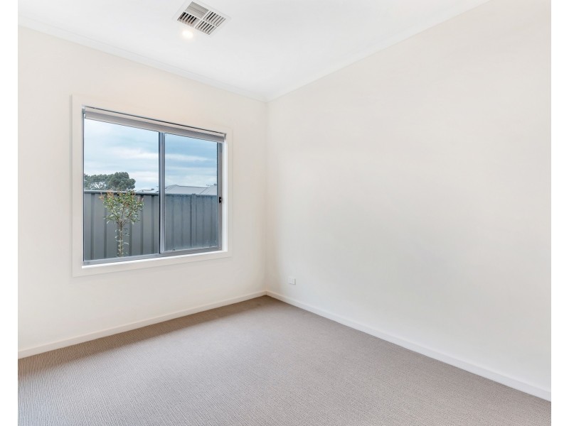 15 Stroma Road, Marion SA 5043