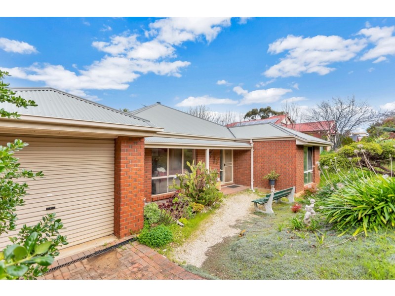 7 Cranbourne Drive, O’halloran Hill SA 5158