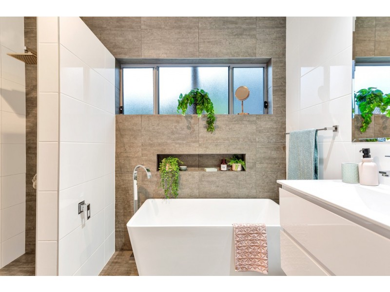 57 Gulfview Road, Christies Beach SA 5165