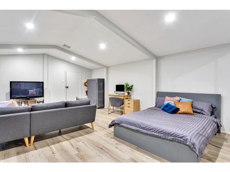 57 Gulfview Road, Christies Beach SA 5165
